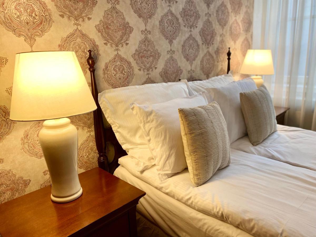Opera16 Guestrooms Budapest Ngoại thất bức ảnh