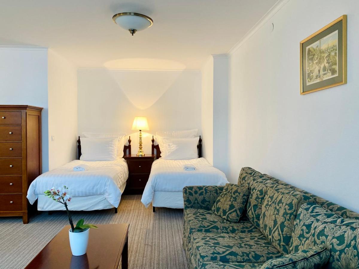 Opera16 Guestrooms Budapest Ngoại thất bức ảnh