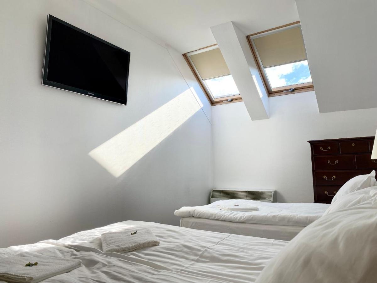 Opera16 Guestrooms Budapest Ngoại thất bức ảnh