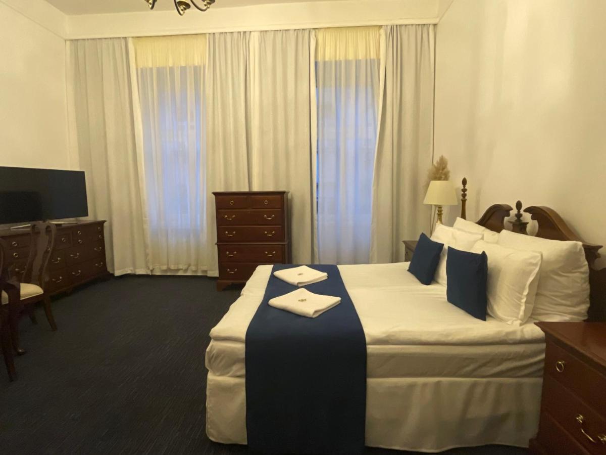 Opera16 Guestrooms Budapest Ngoại thất bức ảnh