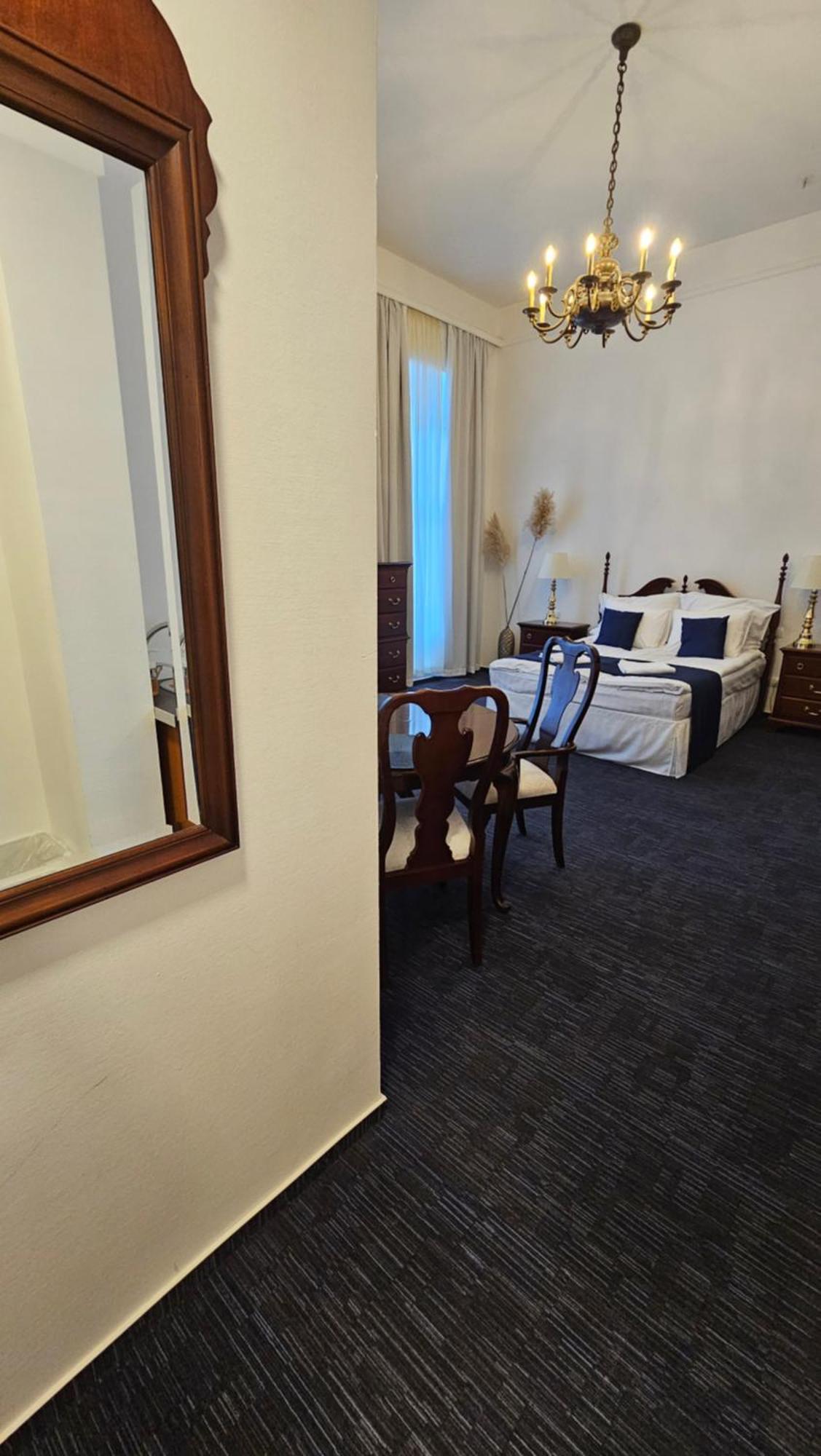 Opera16 Guestrooms Budapest Ngoại thất bức ảnh